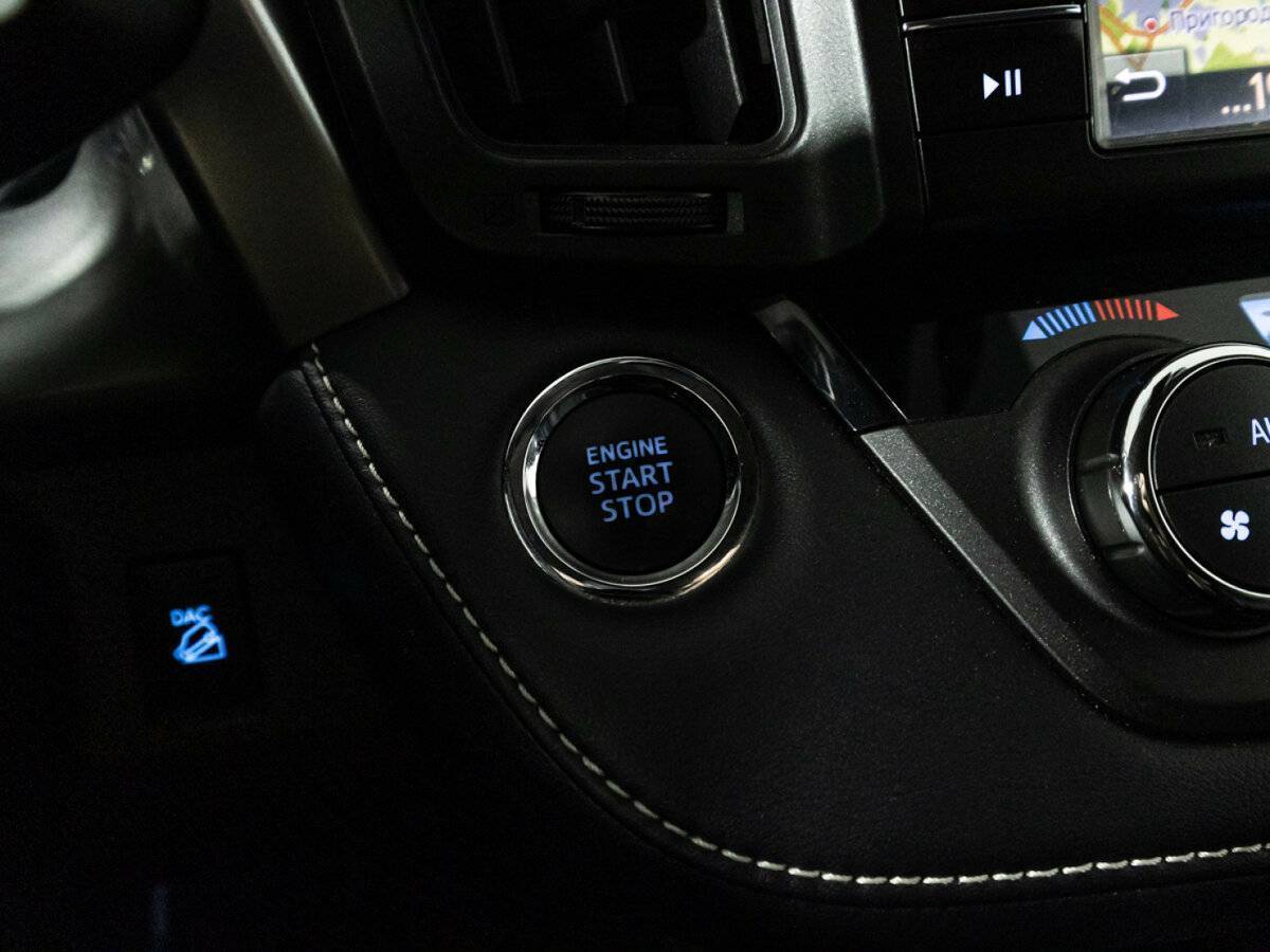 Купить Toyota RAV4, 2017, 92 440 км.. Фото: #19