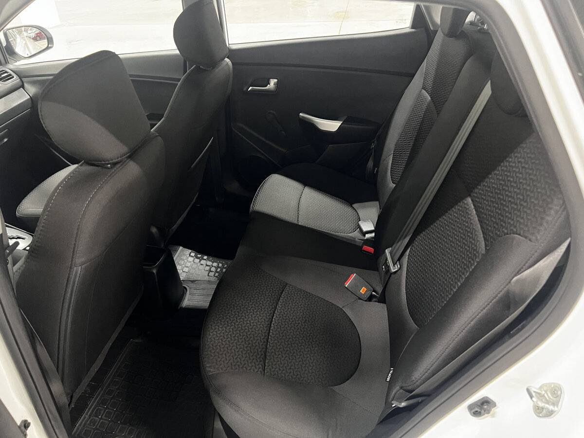 Купить Kia Rio, 2015, 101 725 км.. Фото: #11