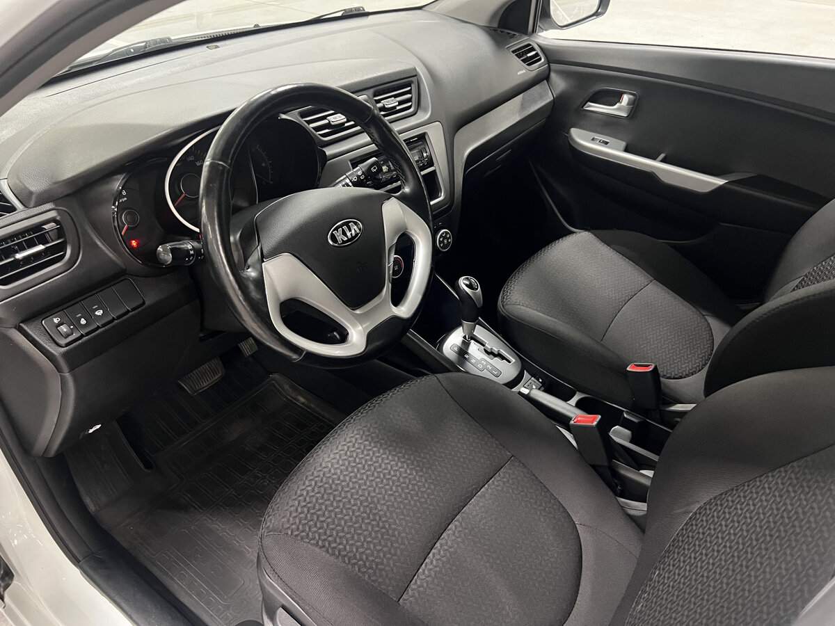 Купить Kia Rio, 2015, 101 725 км.. Фото: #15