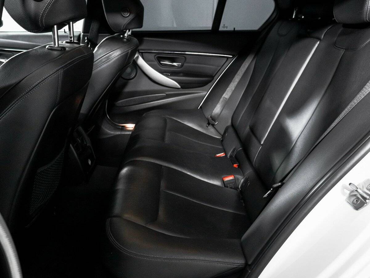 Купить БМВ 3 серии, 2018, 83 682 км.. Фото: #9