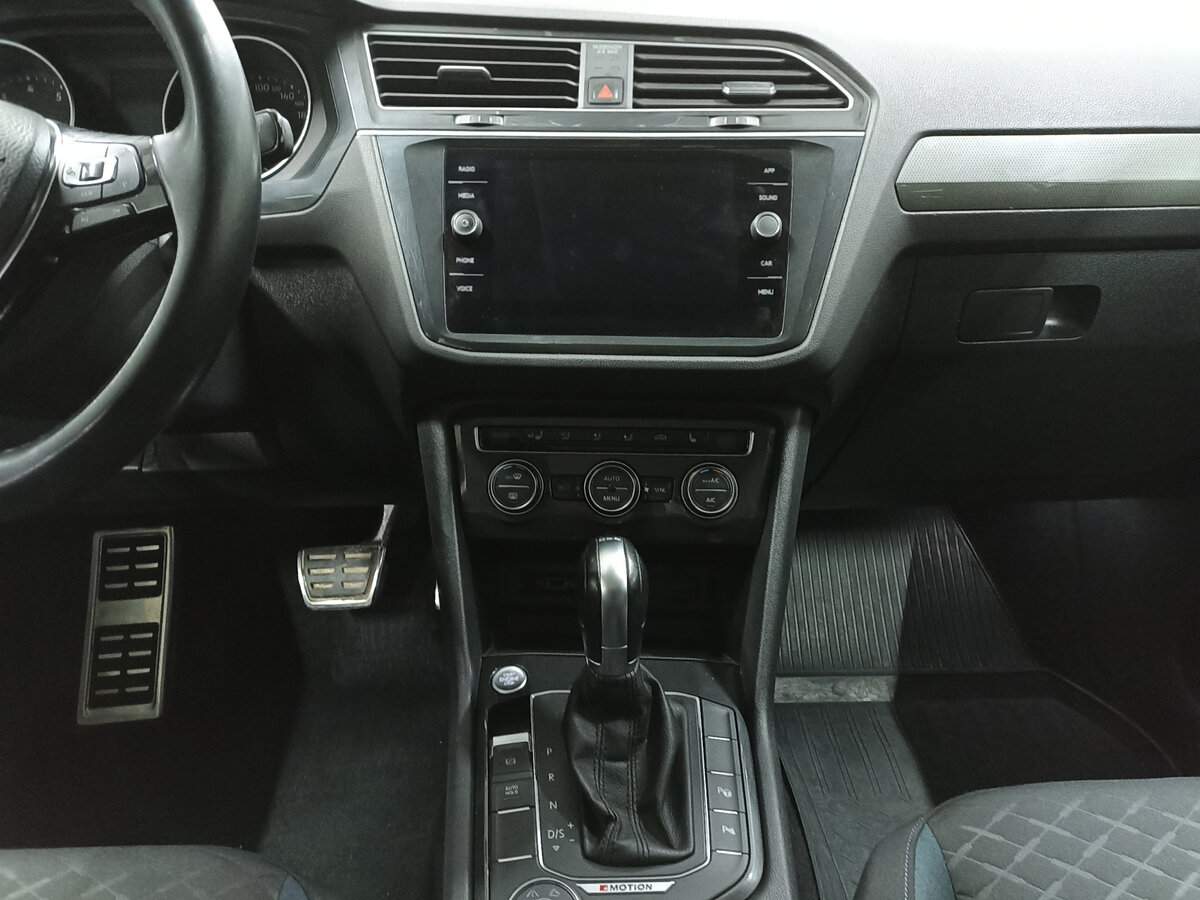 Купить Volkswagen Tiguan, 2019, 123 546 км.. Фото: #14