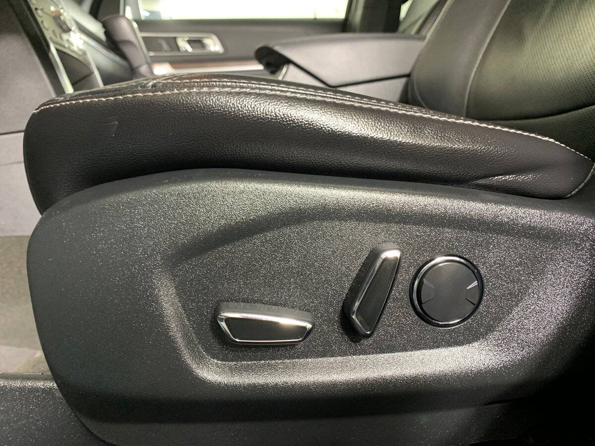 Купить Ford Explorer, 2017, 114 157 км.. Фото: #15