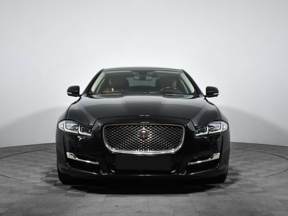 Купить Jaguar XJ, 2016, 151 000 км.. Фото: #1