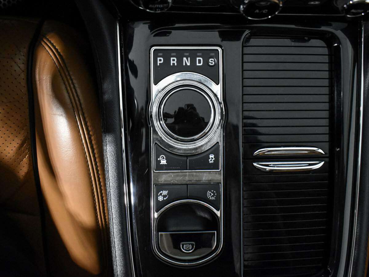 Купить Jaguar XJ, 2016, 151 000 км.. Фото: #9