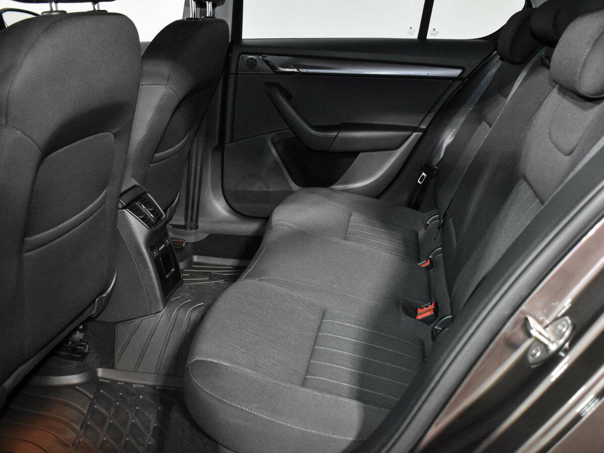 Купить Шкода Октавия, 2019, 91 500 км.. Фото: #10