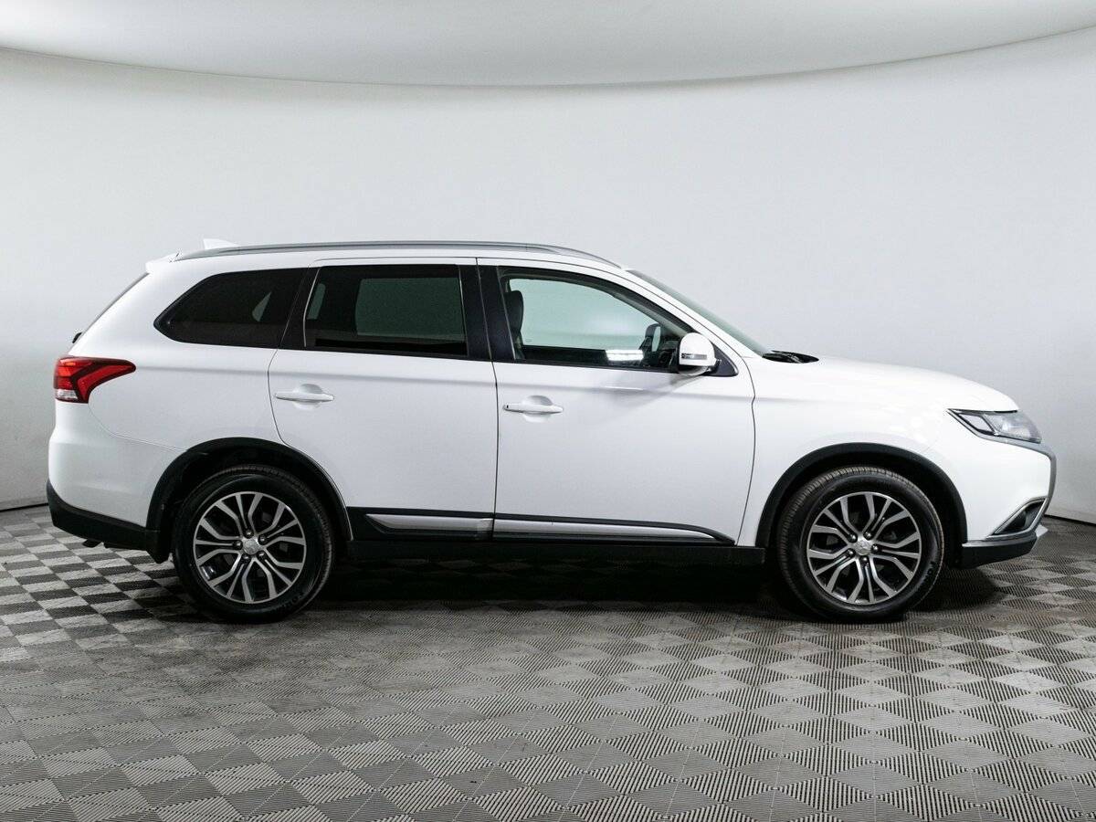 Купить Mitsubishi Outlander, 2018, 137 000 км.. Фото: #3