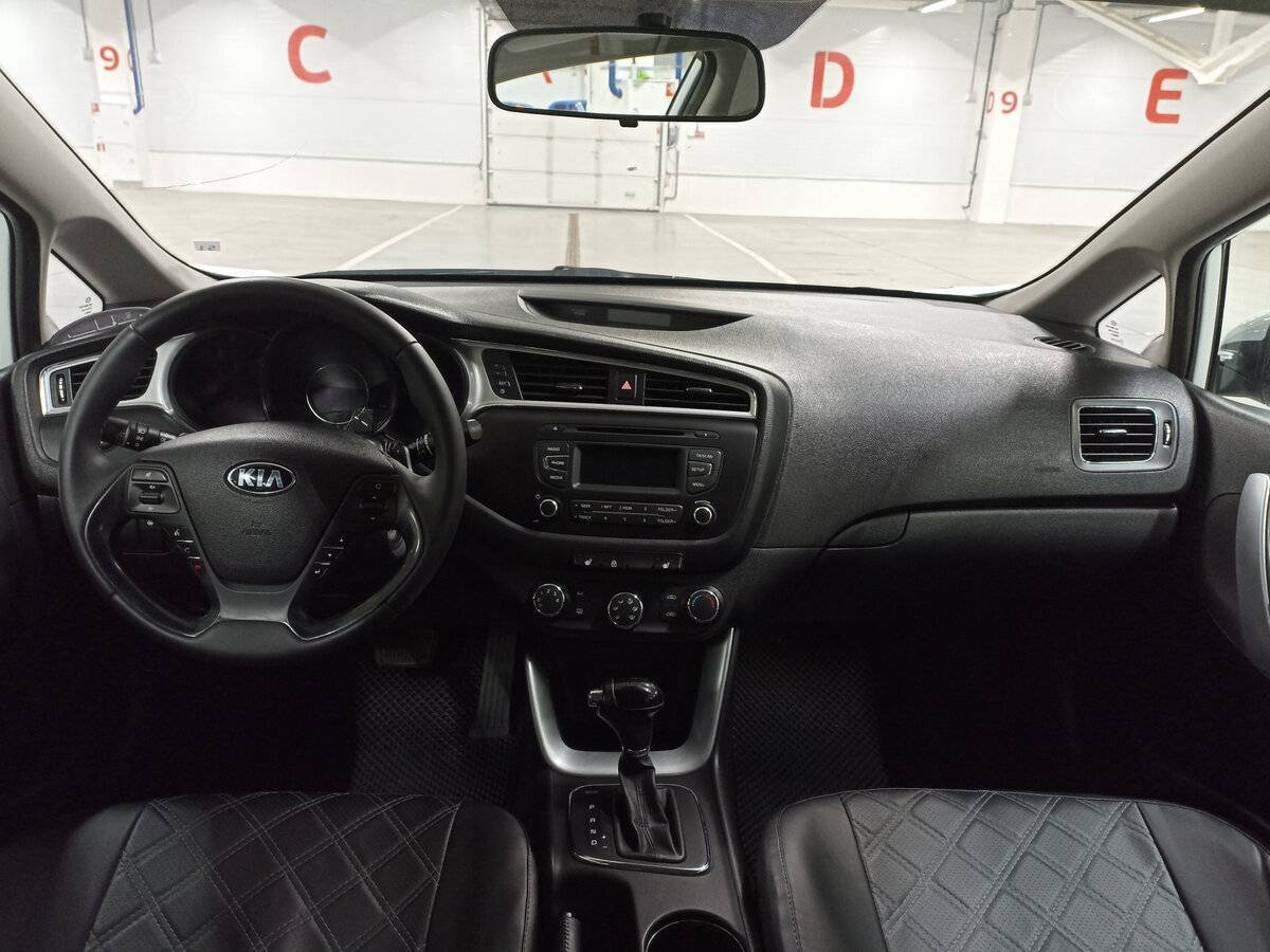 Купить Kia Ceed, 2015, 189 400 км.. Фото: #13