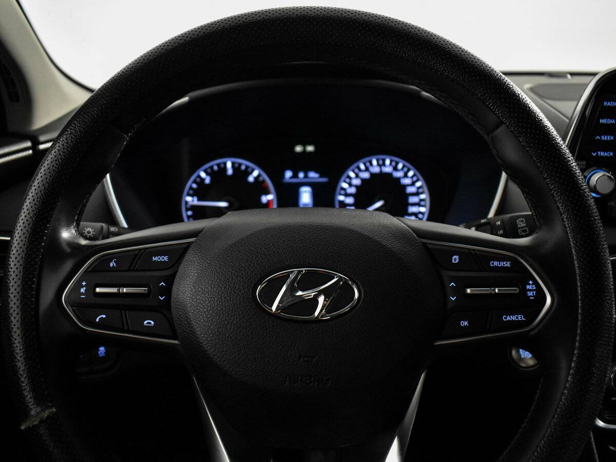 Купить Hyundai Santa Fe, 2018, 107 000 км.. Фото: #17