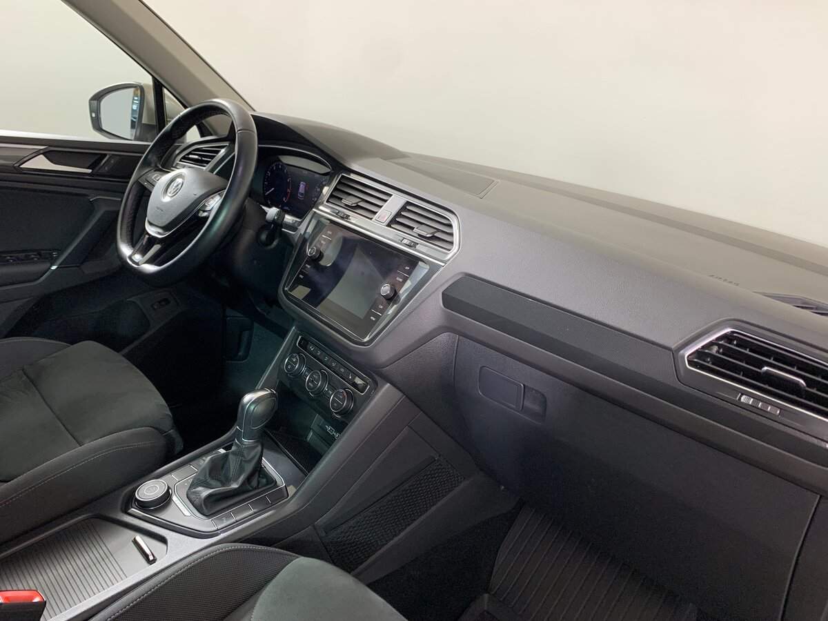 Купить Volkswagen Tiguan, 2018, 94 573 км.. Фото: #12