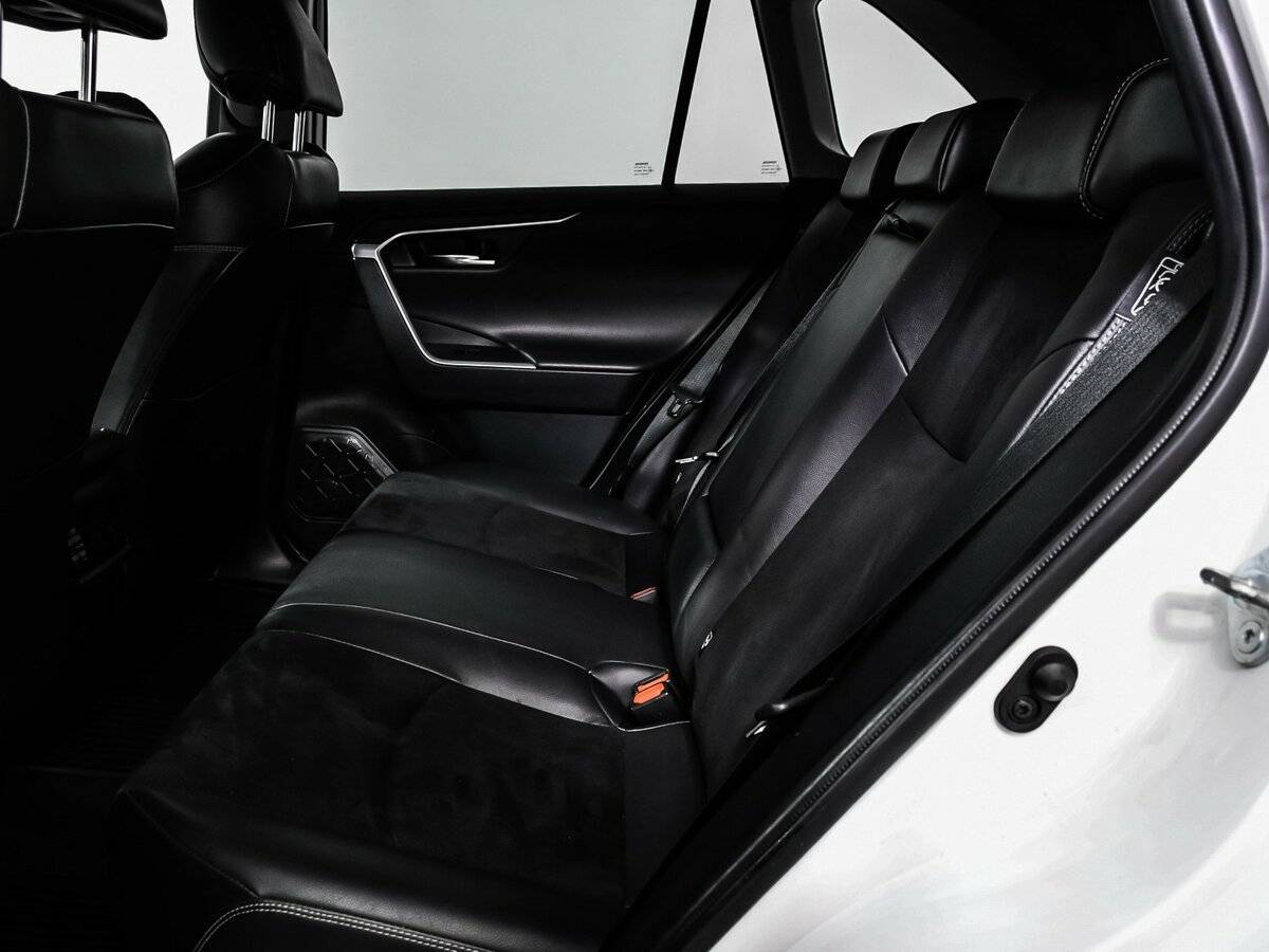 Купить Toyota RAV4, 2021, 68 417 км.. Фото: #13