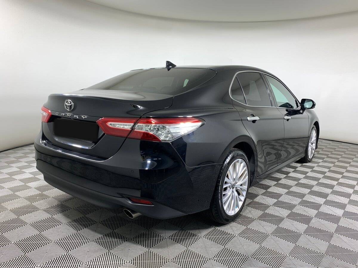 Купить Toyota Camry, 2018, 129 654 км.. Фото: #4