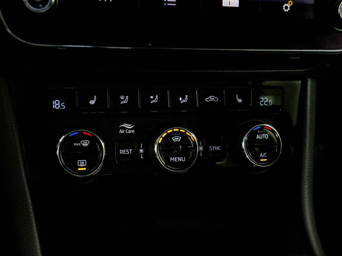 Купить Skoda Superb, 2017, 108 411 км.. Фото: #16