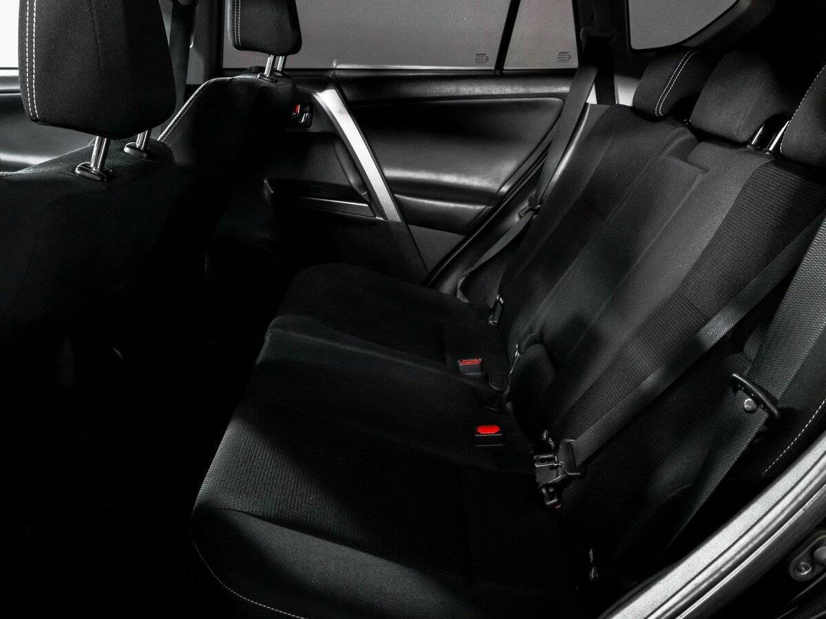 Купить Тойота Рав4, 2017, 162 733 км.. Фото: #9