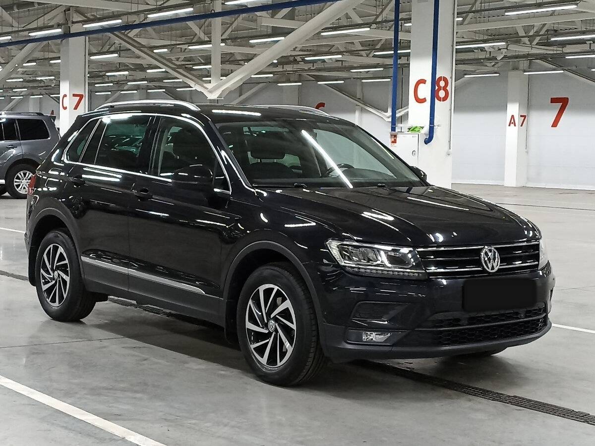 Купить Volkswagen Tiguan, 2018, 77 603 км.. Фото: #2