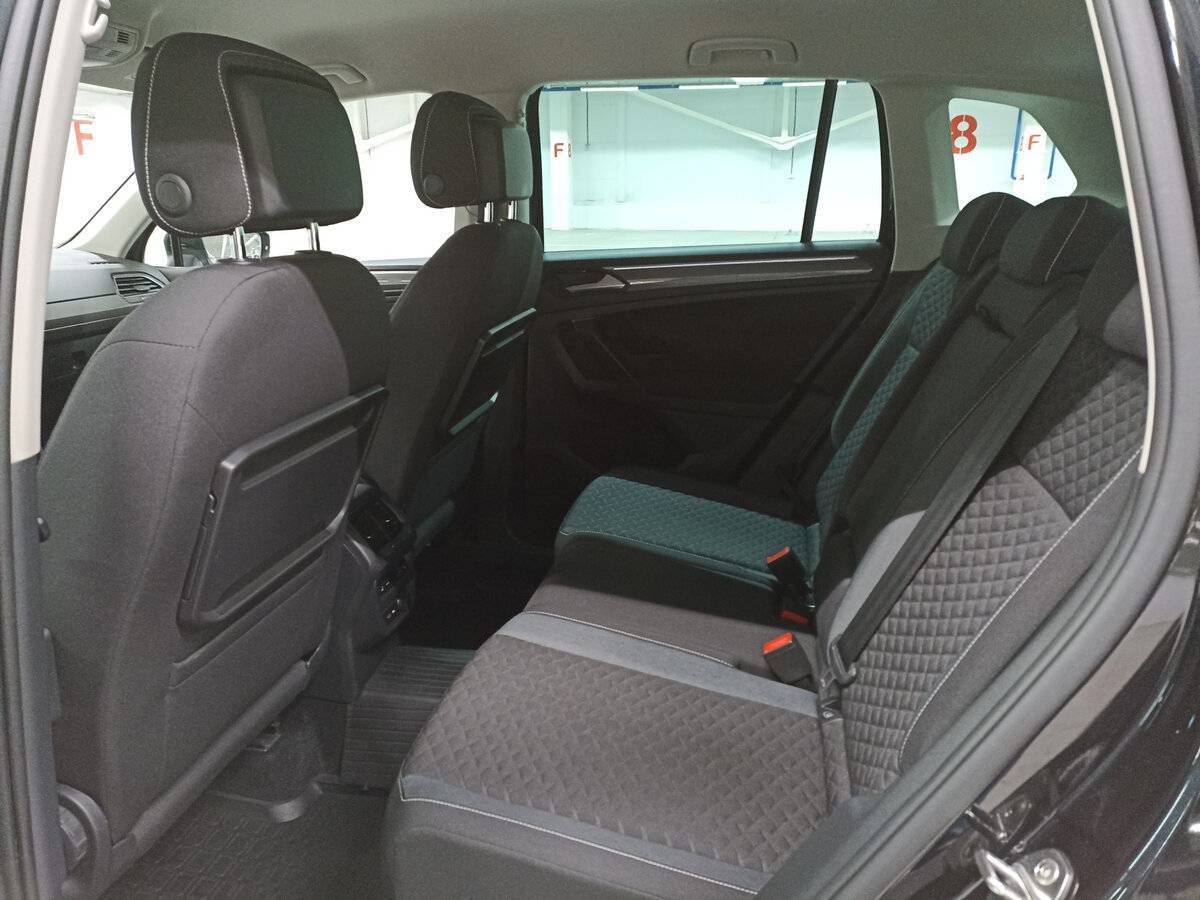 Купить Volkswagen Tiguan, 2018, 77 603 км.. Фото: #11