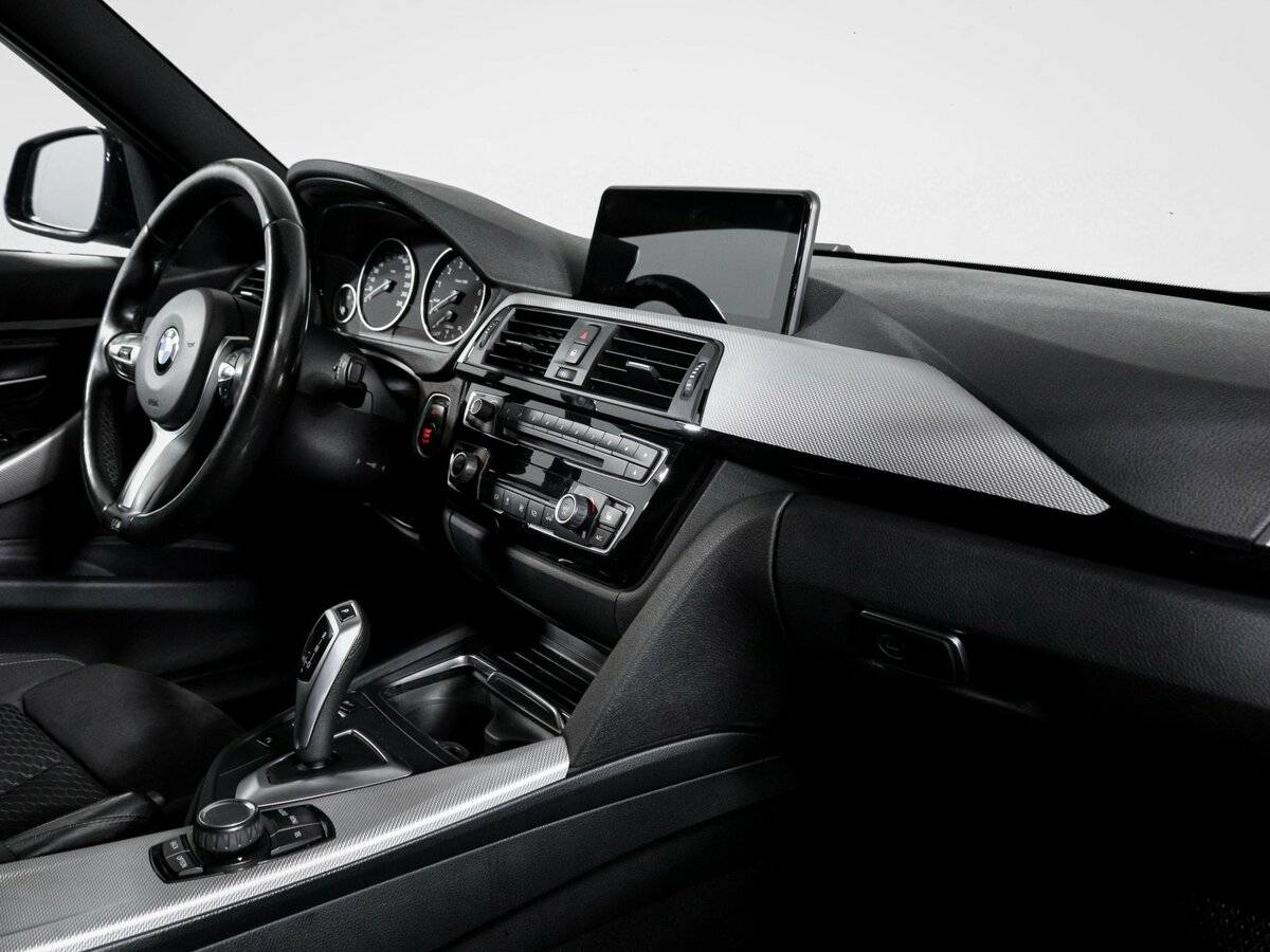 Купить BMW 3 серии, 2017, 115 856 км.. Фото: #8