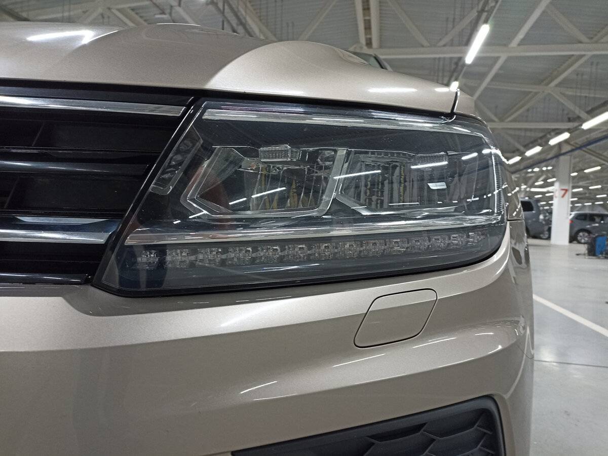 Купить Volkswagen Tiguan, 2017, 203 201 км.. Фото: #16