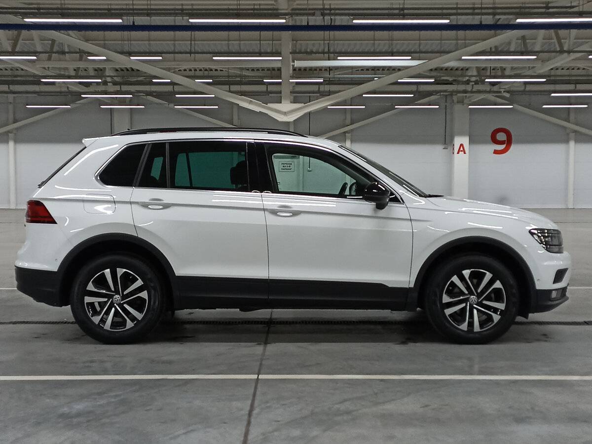 Купить Volkswagen Tiguan, 2020, 21 395 км.. Фото: #3