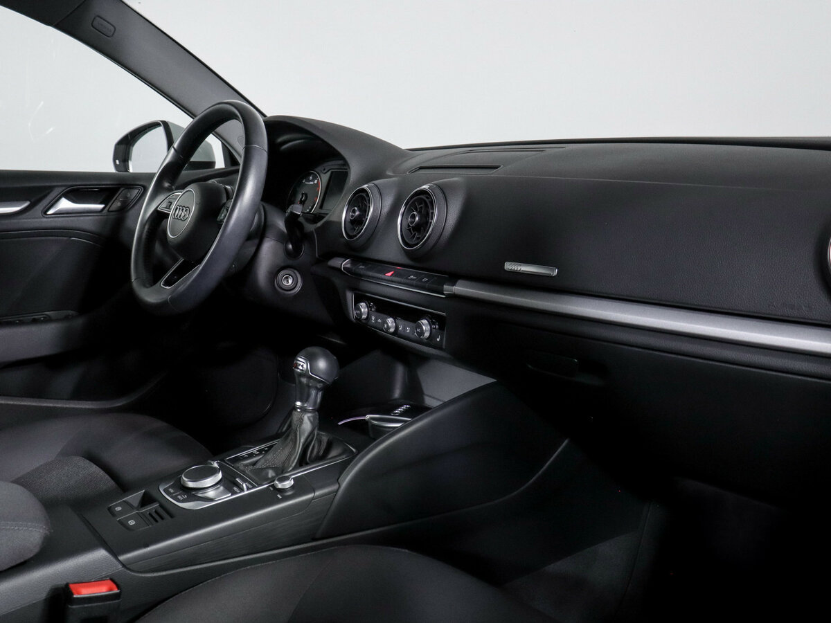 Купить Ауди А3, 2018, 87 655 км.. Фото: #6