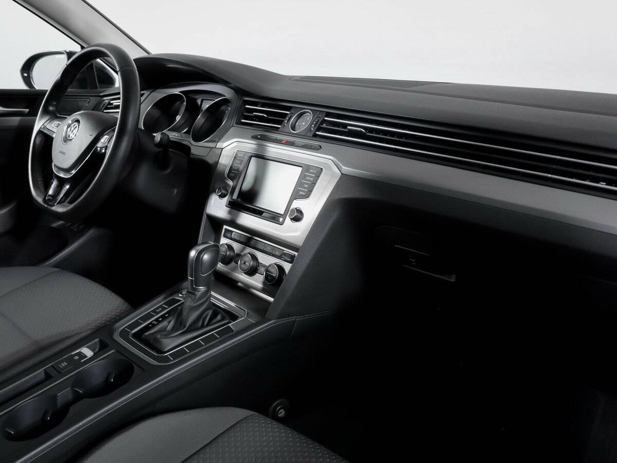 Купить Volkswagen Passat, 2016, 45 100 км.. Фото: #6