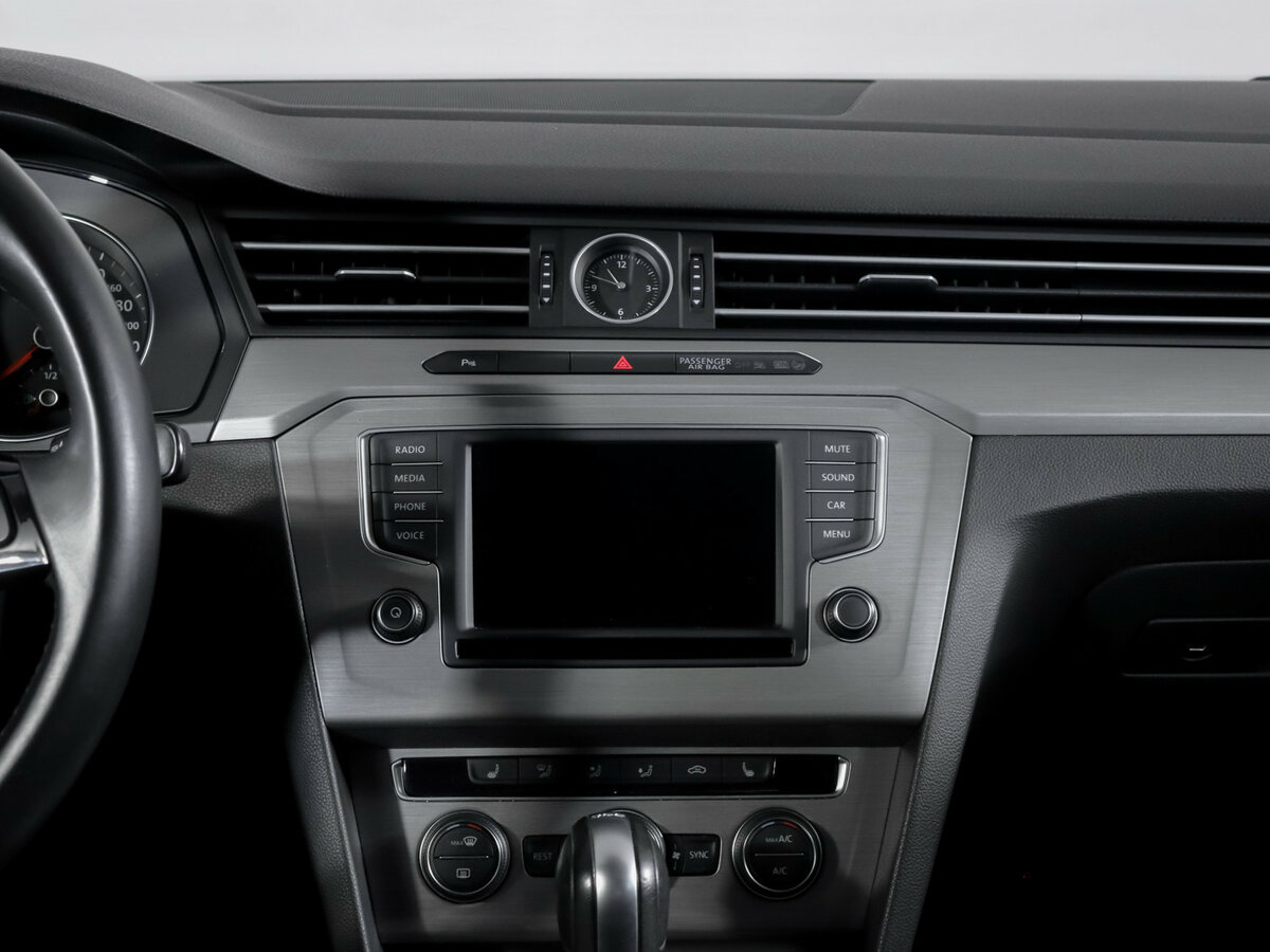 Купить Volkswagen Passat, 2016, 45 100 км.. Фото: #10
