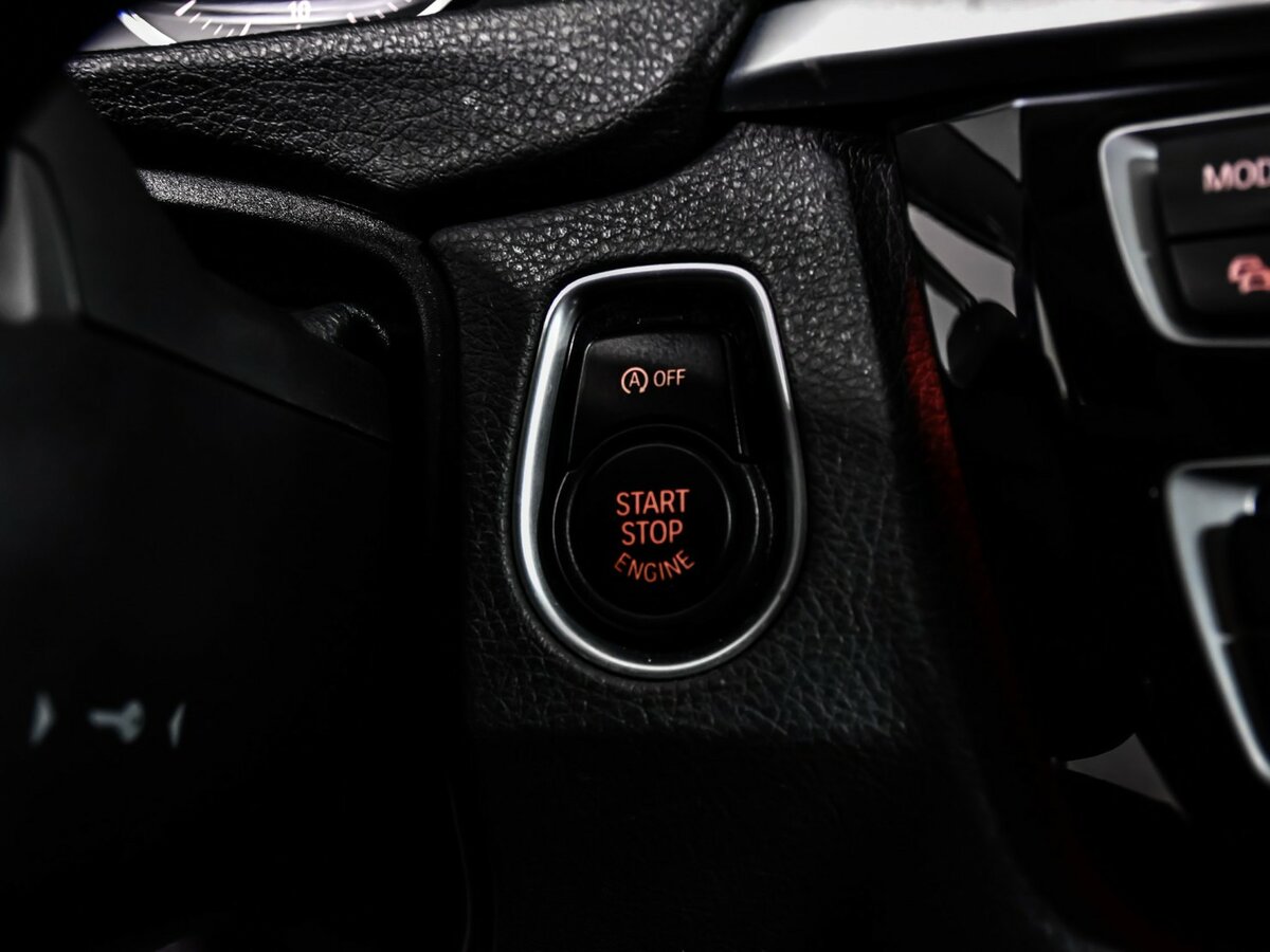 Купить БМВ 3 серии, 2017, 101 755 км.. Фото: #13