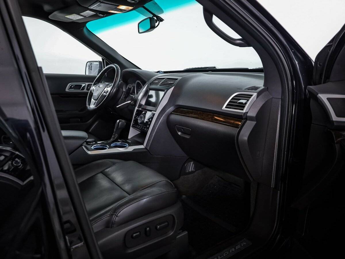 Купить Ford Explorer, 2013, 197 983 км.. Фото: #23