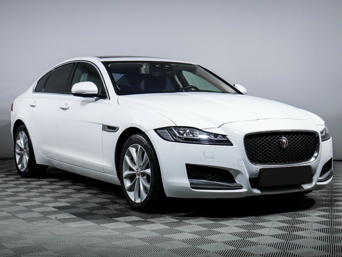 Купить Jaguar XF, 2018, 72 632 км.. Фото: #2
