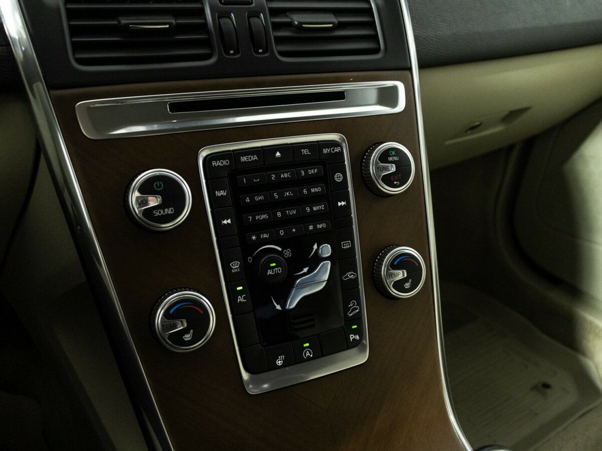 Купить Volvo XC60, 2016, 85 724 км.. Фото: #15