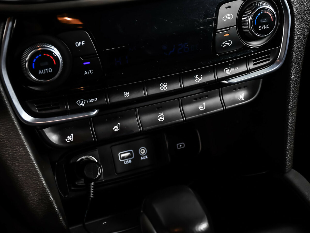 Купить Hyundai Santa Fe, 2018, 106 000 км.. Фото: #19