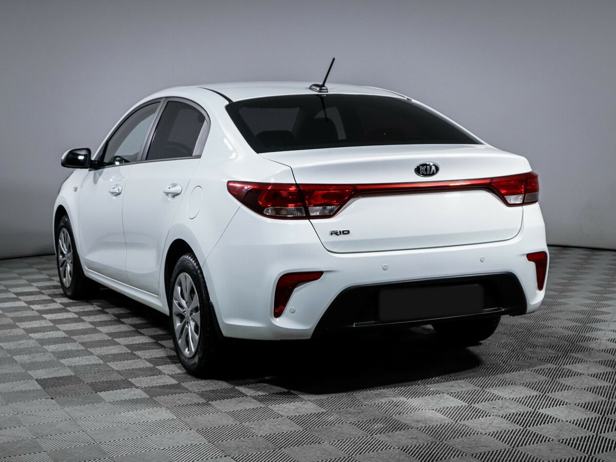 Купить Kia Rio, 2018, 37 716 км.. Фото: #5