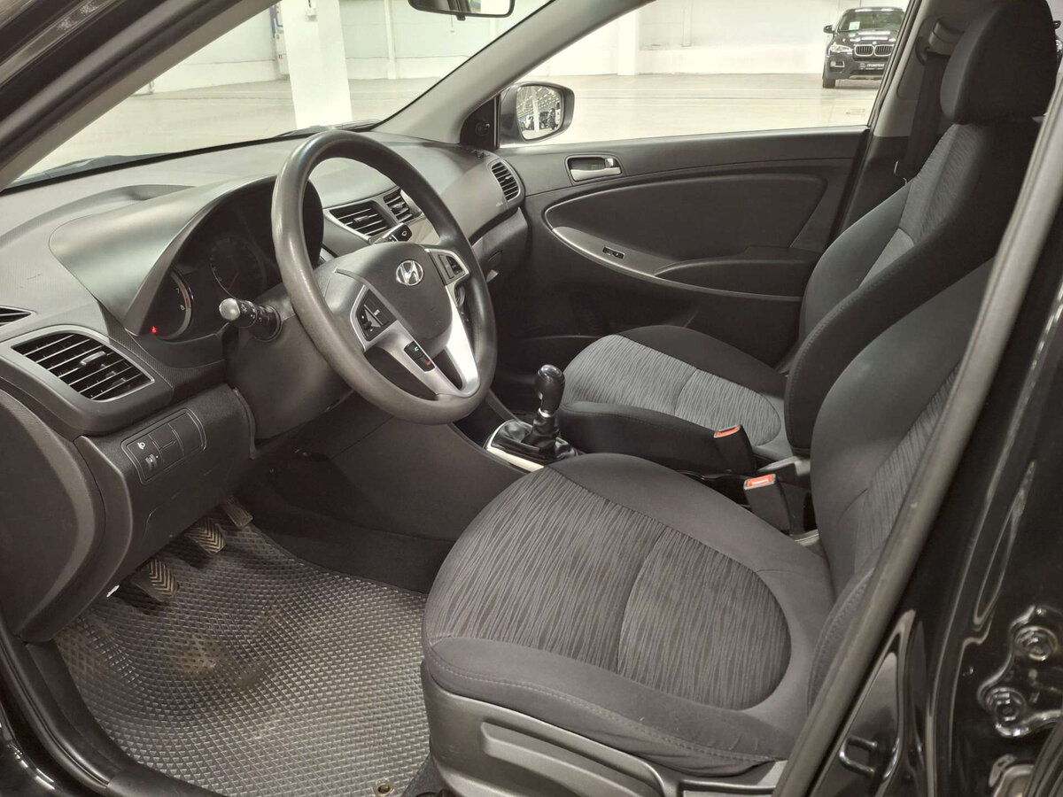 Купить Hyundai Solaris, 2016, 128 701 км.. Фото: #15