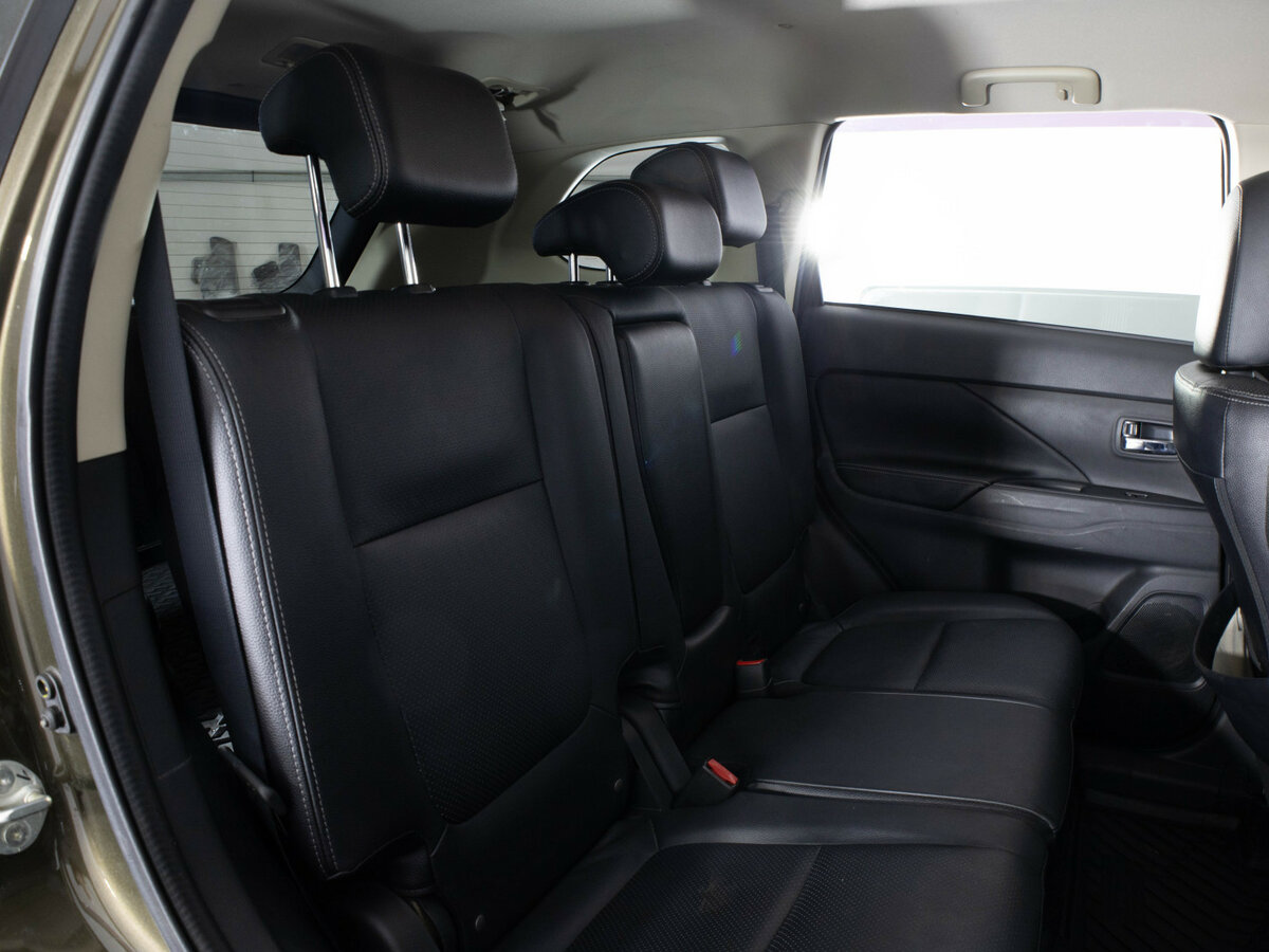 Купить Mitsubishi Outlander, 2016, 164 745 км.. Фото: #13