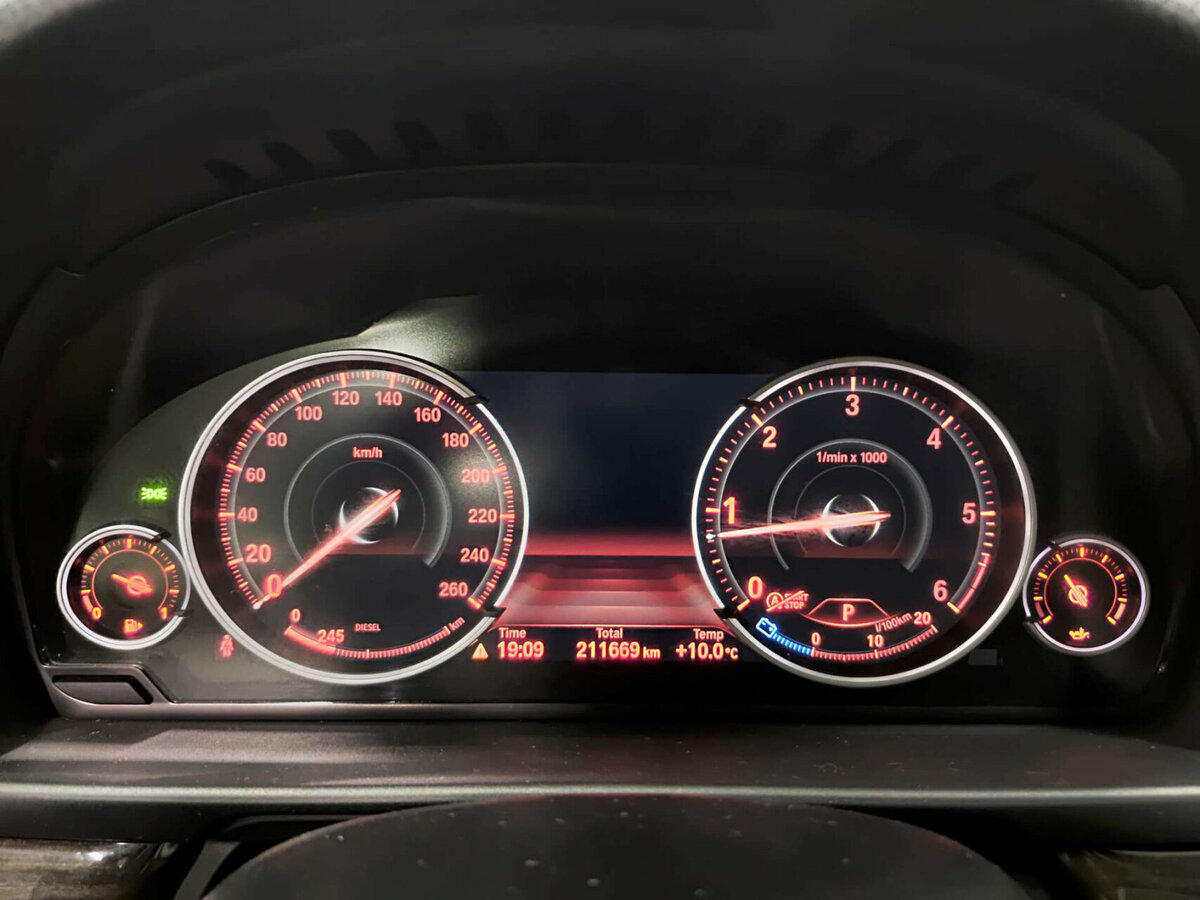 Купить BMW 5 серии, 2016, 211 670 км.. Фото: #12