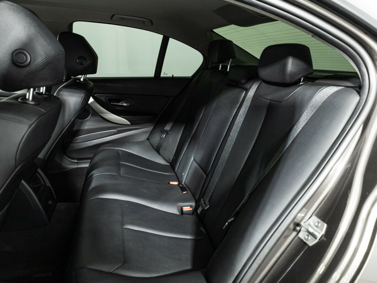 Купить БМВ 3 серии, 2015, 189 000 км.. Фото: #9