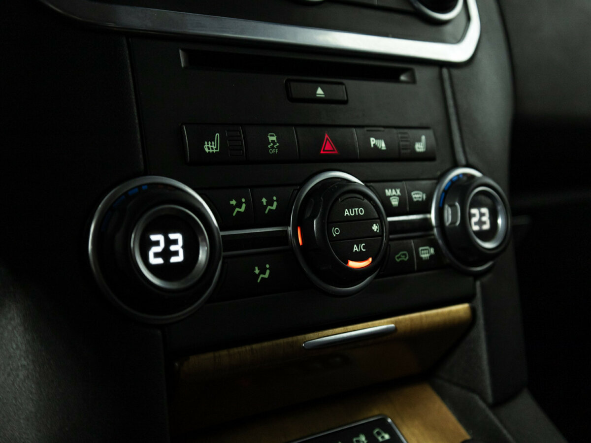 Купить Land Rover Discovery, 2013, 214 400 км.. Фото: #18