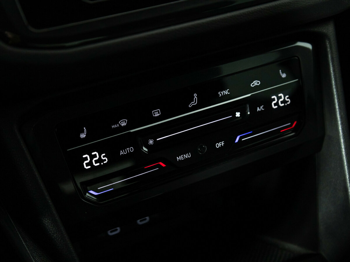 Купить Volkswagen Tiguan, 2021, 63 490 км.. Фото: #15