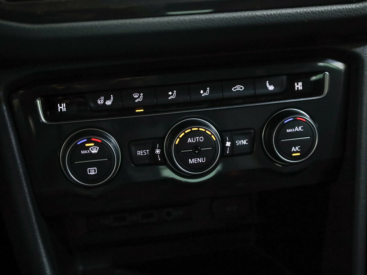 Купить Volkswagen Tiguan, 2019, 145 700 км.. Фото: #17