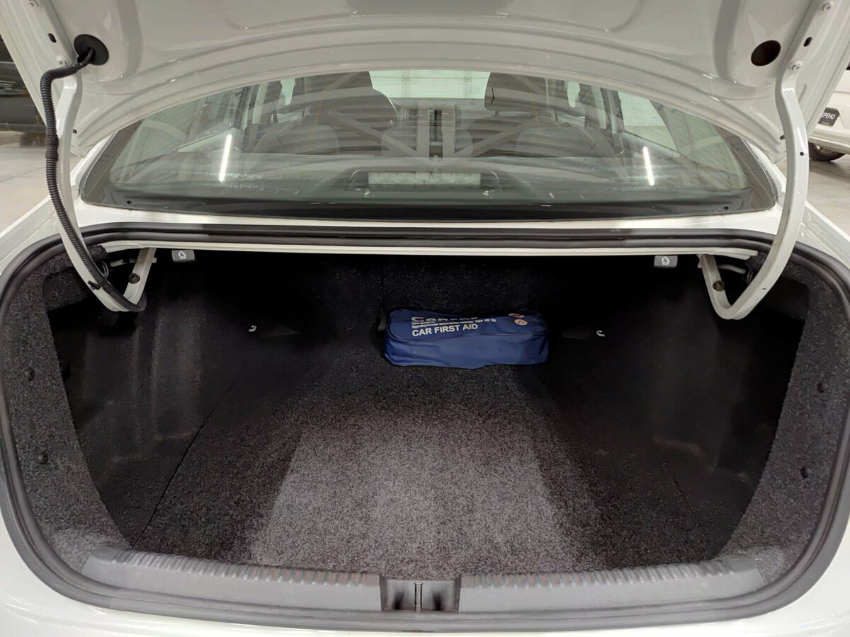 Купить Volkswagen Jetta, 2016, 138 933 км.. Фото: #9