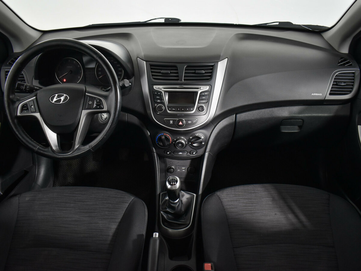 Купить Hyundai Solaris, 2016, 147 744 км.. Фото: #12