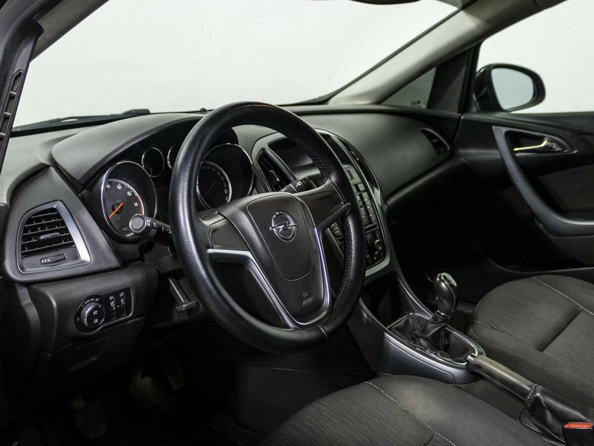 Купить Opel Astra, 2013, 145 000 км.. Фото: #7