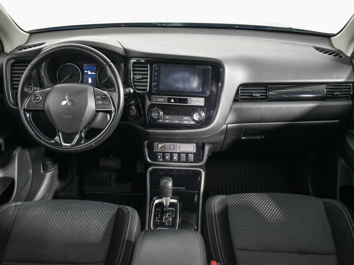 Купить Mitsubishi Outlander, 2019, 140 400 км.. Фото: #12