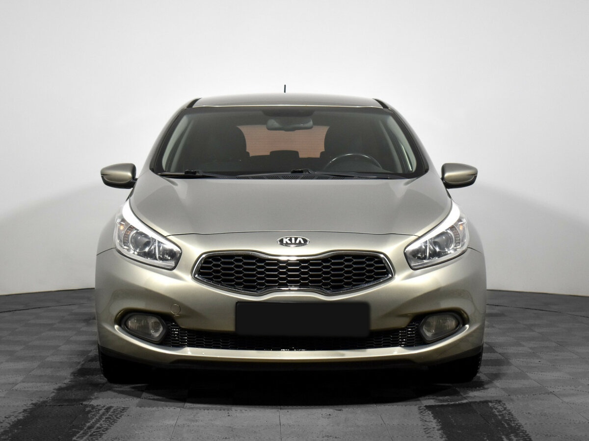 Купить Kia Ceed, 2012, 80 486 км.. Фото: #1