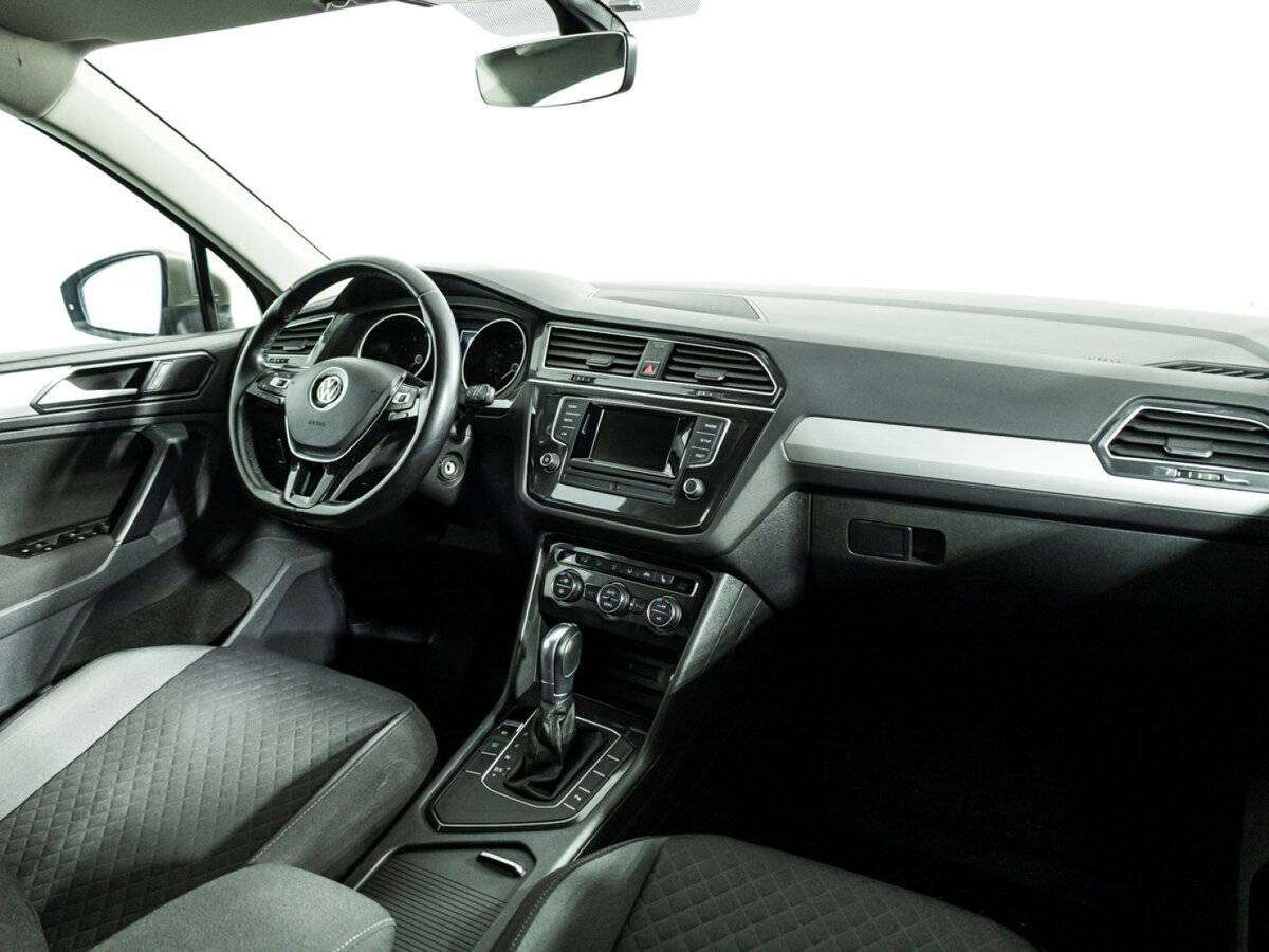 Купить Volkswagen Tiguan, 2017, 76 658 км.. Фото: #6