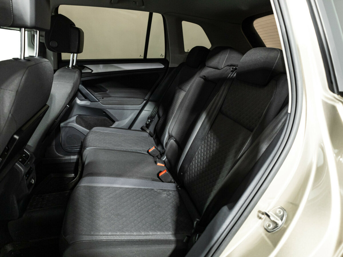 Купить Volkswagen Tiguan, 2017, 76 658 км.. Фото: #7
