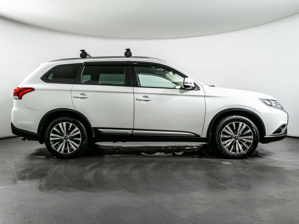 Купить Mitsubishi Outlander, 2021, 117 540 км.. Фото: #3