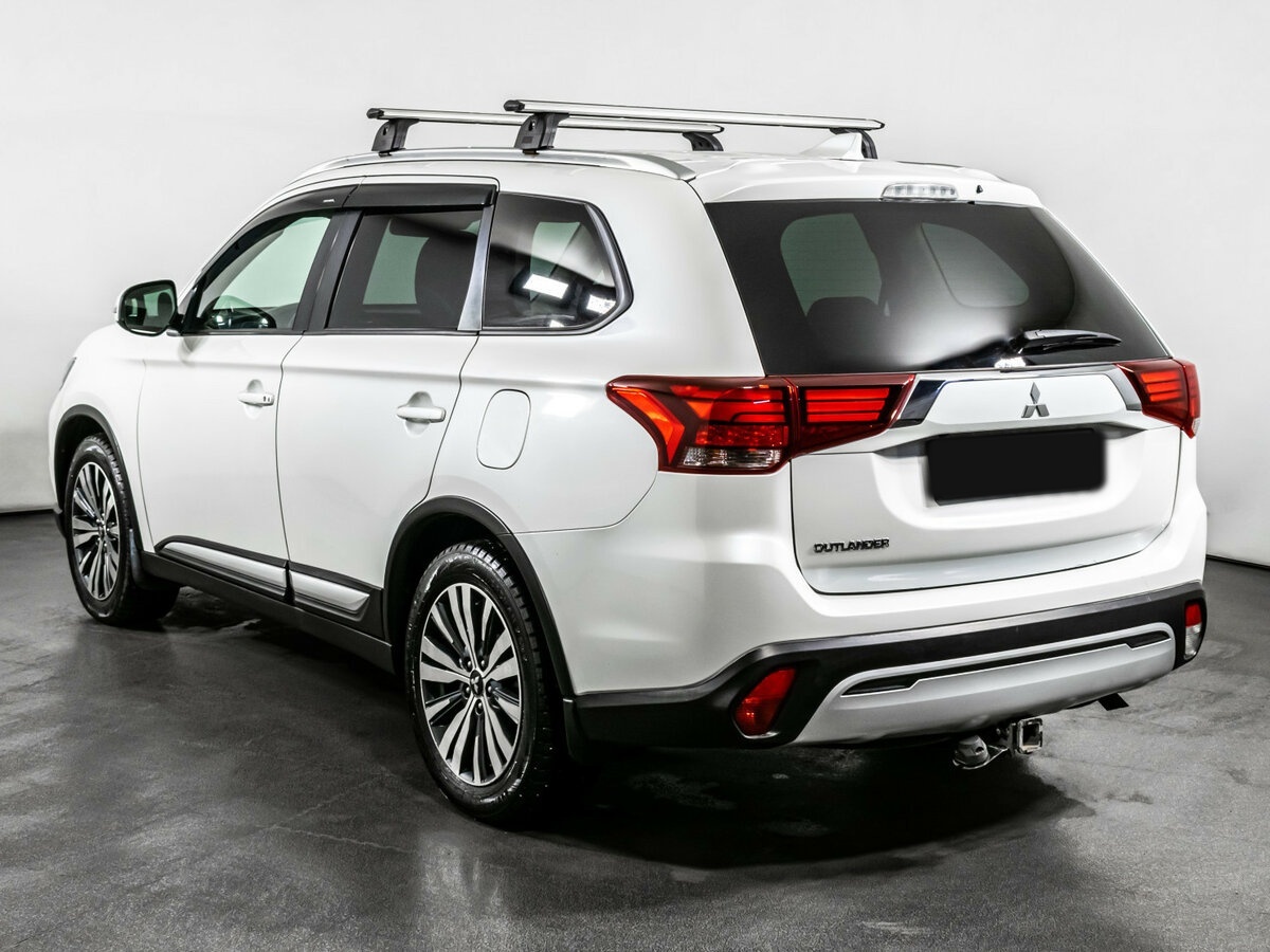 Купить Mitsubishi Outlander, 2021, 117 540 км.. Фото: #6
