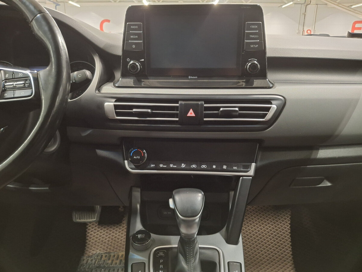 Купить Kia Seltos, 2020, 55 801 км.. Фото: #14