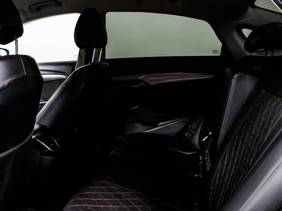 Купить Hyundai i40, 2015, 111 802 км.. Фото: #11