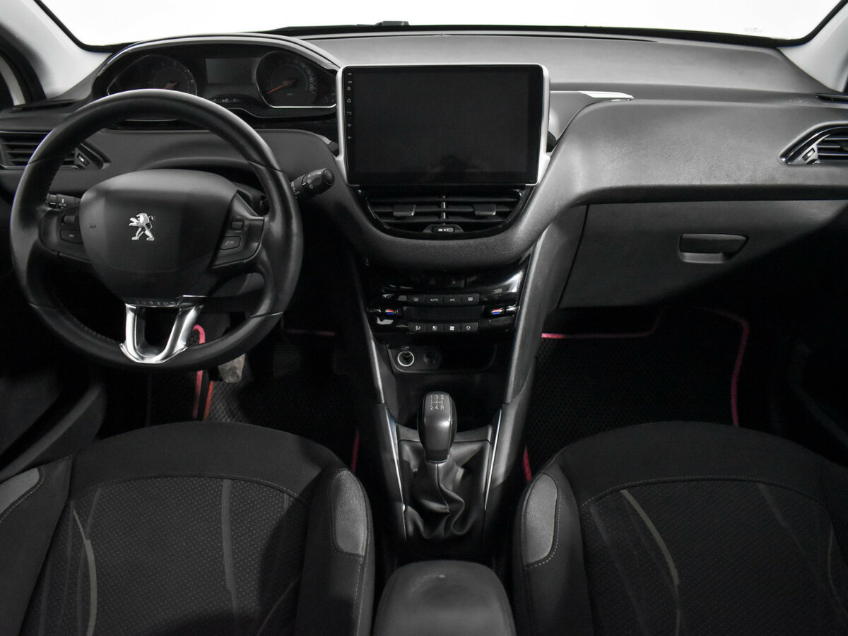 Купить Peugeot 208, 2013, 190 000 км.. Фото: #12